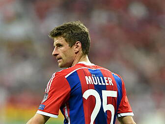 Does Van Gaal want another pro...
